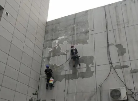 贺州市楼顶漏水维修公司分享下贺州市外墙防水的注意事项
